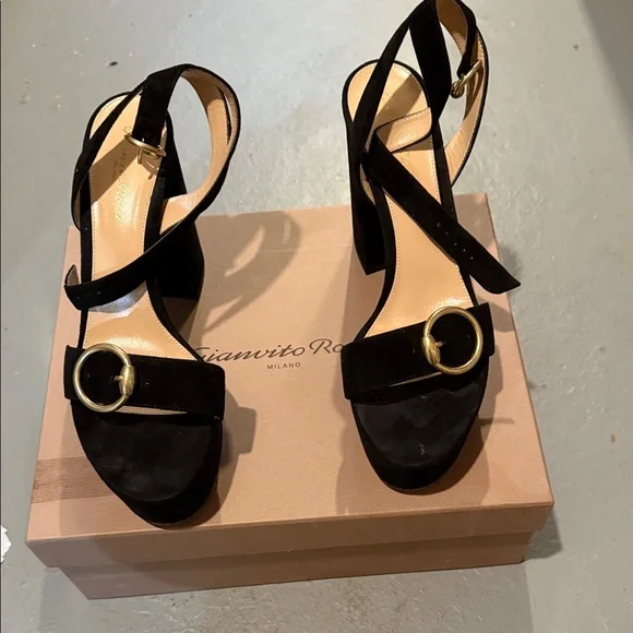 Gianvito Rossi Black Heels with Gold Buckle - Picture 1 of 10